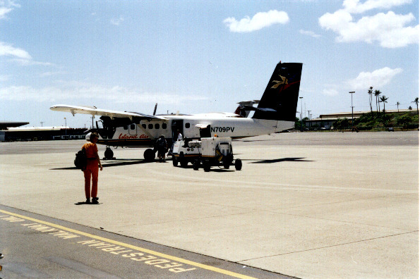 Das Flugzeug nach Molokai