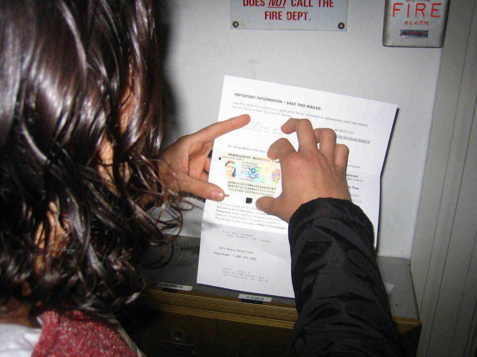 Die ersehnte Greencard: Jetzt gleich Staatsbürgerschaft oder warten? Foto: flickr[Vitor Leite|vixon/77040361]