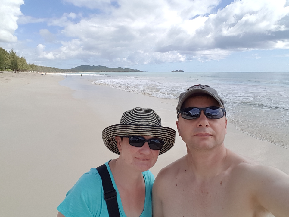 Zwei Strandläufer in Hawaii.