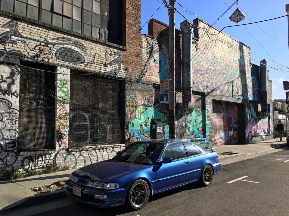 Ein alter Acura Integra (nicht unserer) im Viertel Hayes Valley.