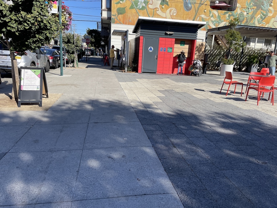 Dieses Klo auf dem Marktplatz von Noe Valley kostete ursprünglich 1.7 Millionen.