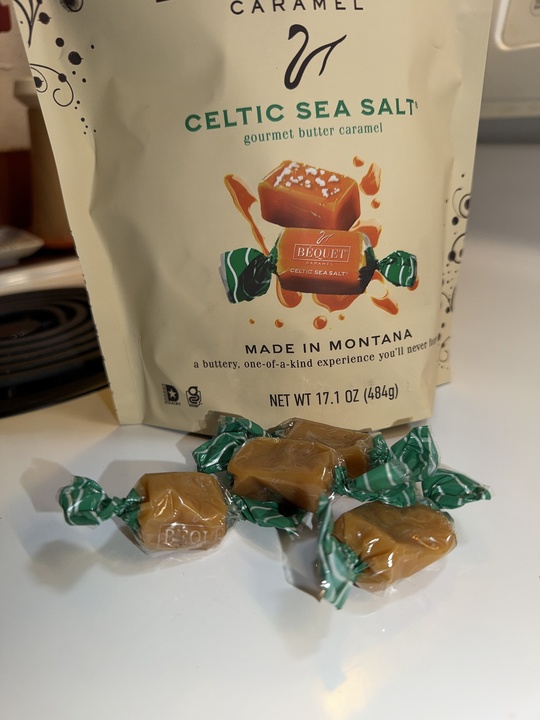Leckere Karamellbonbons zu einem exorbitanten Preis.