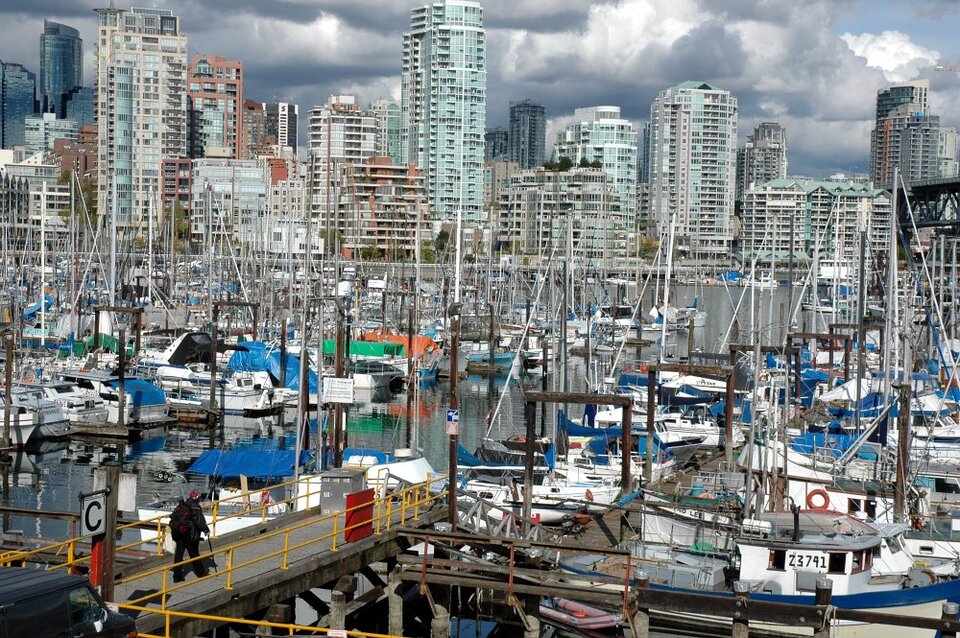 Vancouver: Modernes Kanada, Hafen vor Hochhäusern